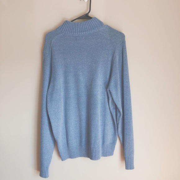 Like new Izod sweater - Picture 2 of 2